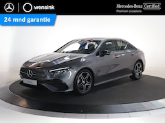 Mercedes-Benz A-klasse - 180 Star Edition AMG Line | Night | Achteruitrijcamera | Dodehoekassistent |
