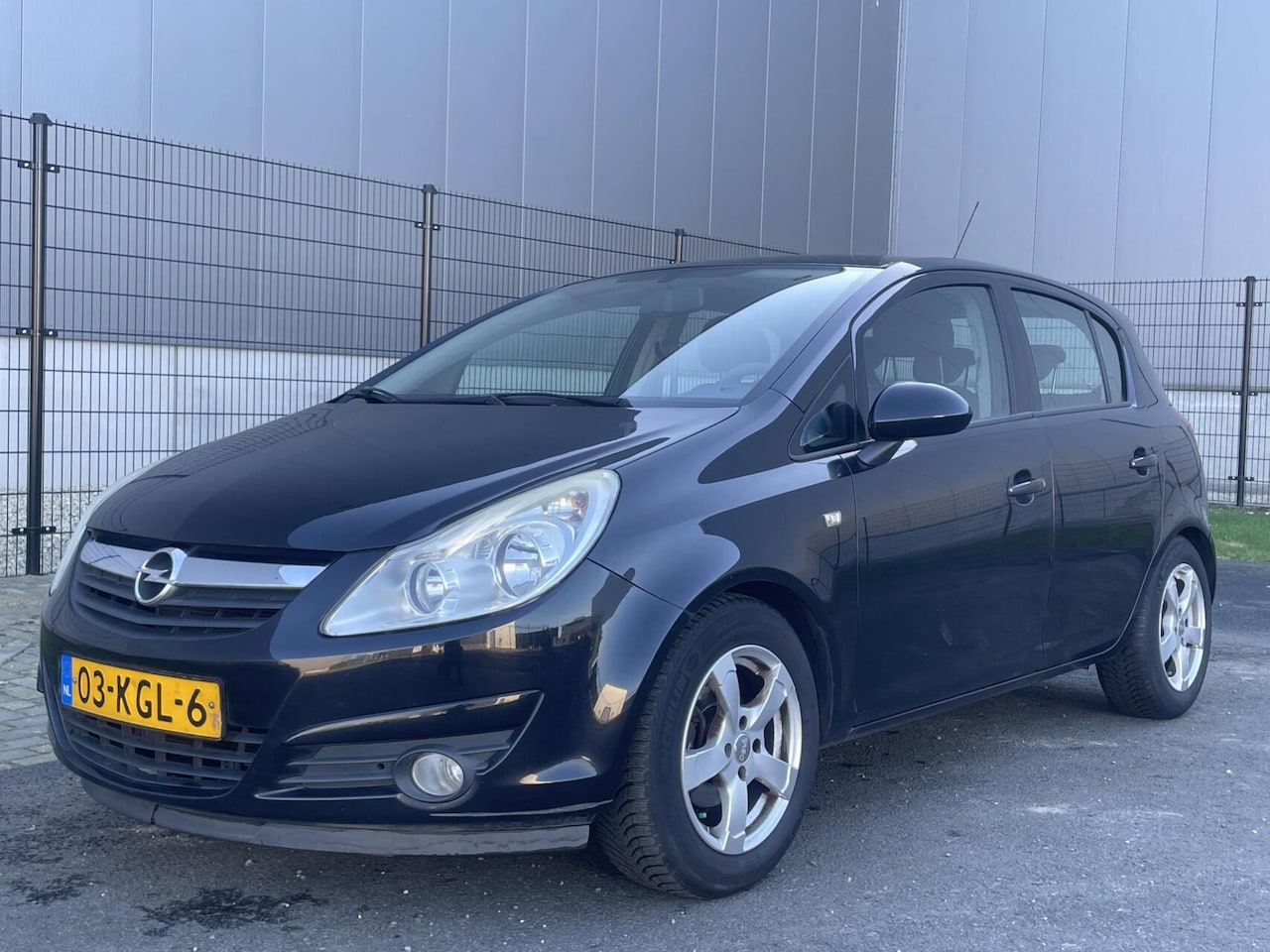Opel Corsa - 1.4-16V Cosmo | TREKHAAK | CRUISE CONTROLE - AutoWereld.nl