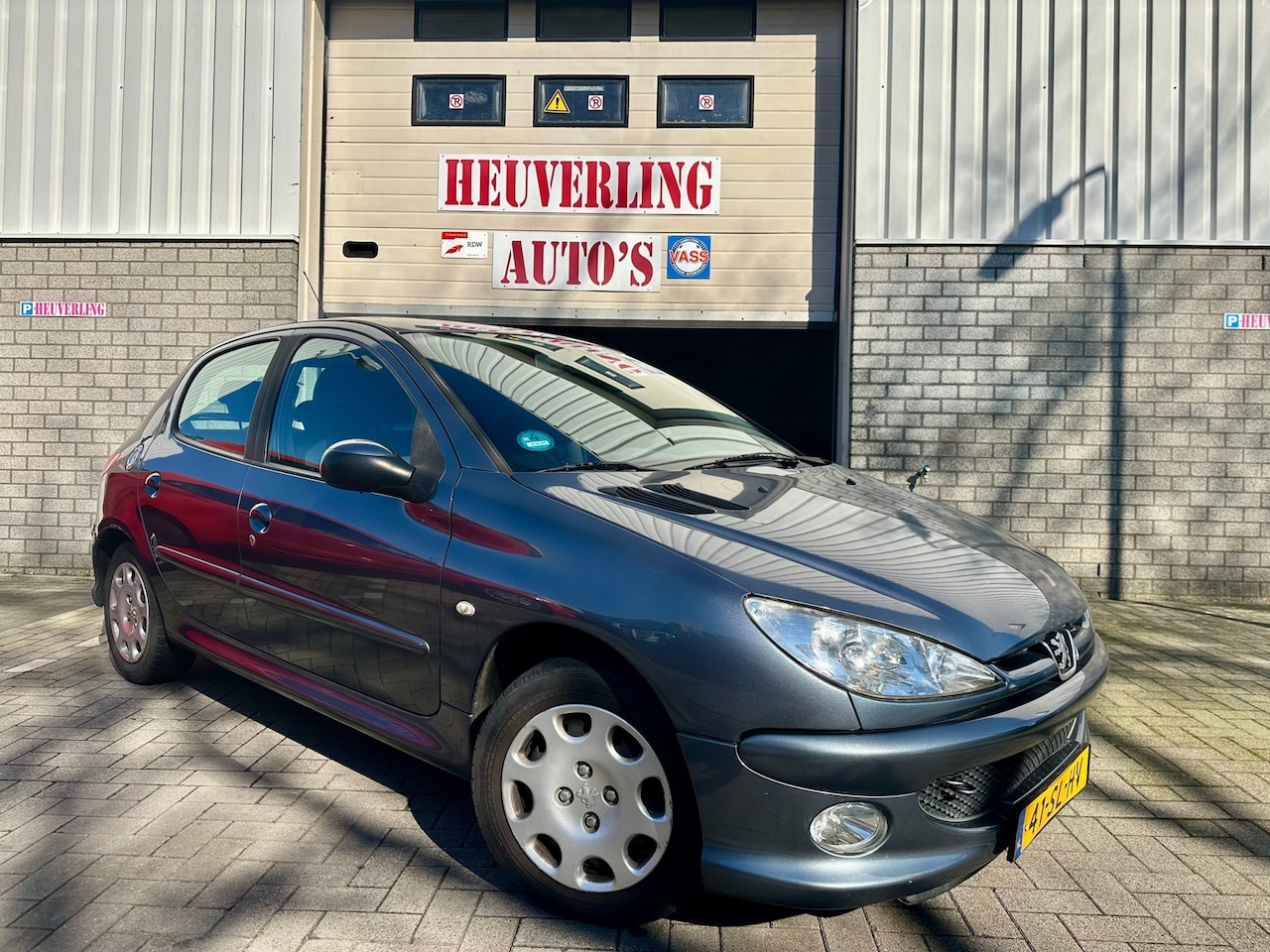 Peugeot 206 - 1.4 Air-line 3 | Airco | Nieuwe APK - AutoWereld.nl