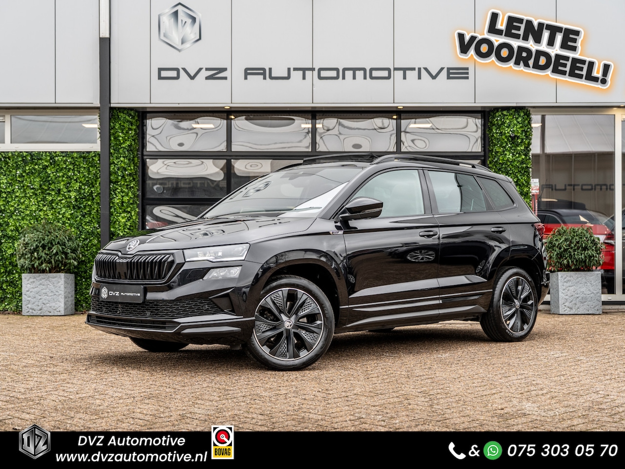 Skoda Karoq - 1.5 TSI ACT 150PK DSG Sportline Business | Pano | Camera | Trekhaak | - AutoWereld.nl