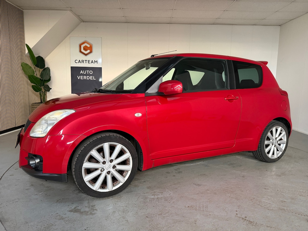 Suzuki Swift - 1.6 Sport Airco, Navigatie, LMV - AutoWereld.nl