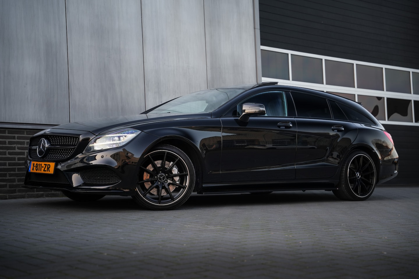 Mercedes-Benz CLS-klasse Shooting Brake - 350 / Distronic/ AMG-pakket/ Bi-Led/ Schuif/kantel-Dak/ Memory.Stoel&Stuur/ Harman&Kardon/ - AutoWereld.nl
