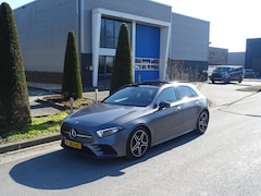 Mercedes-Benz A-klasse - 180 AMG | Vol optie's | Pano | Memory Seats | Sfeer | Camera