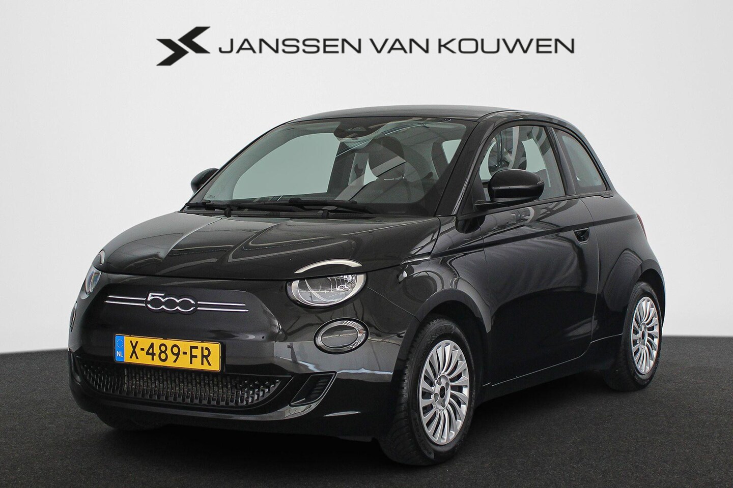 Fiat 500 - Urban 42 kWh SOH 94% Carplay Cruise Control LED - AutoWereld.nl