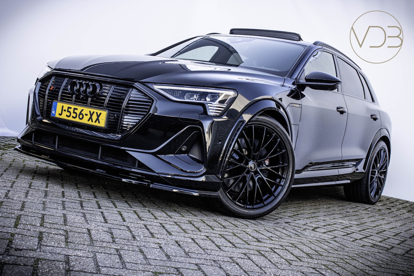 Audi e-tron - S Quattro 95 kWh 503pk RS Leer PANO 22INCH B&O Origineel NL - AutoWereld.nl
