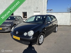 Volkswagen Polo - 1.4-16V Comfortline ZEER NETJES