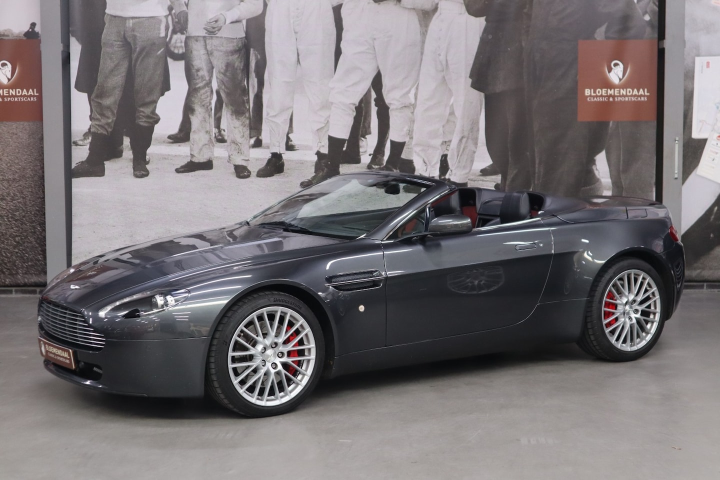 Aston Martin V8 Vantage Roadster - 4.7 V8 Sportshift 4.7 V8 Sportshift - AutoWereld.nl