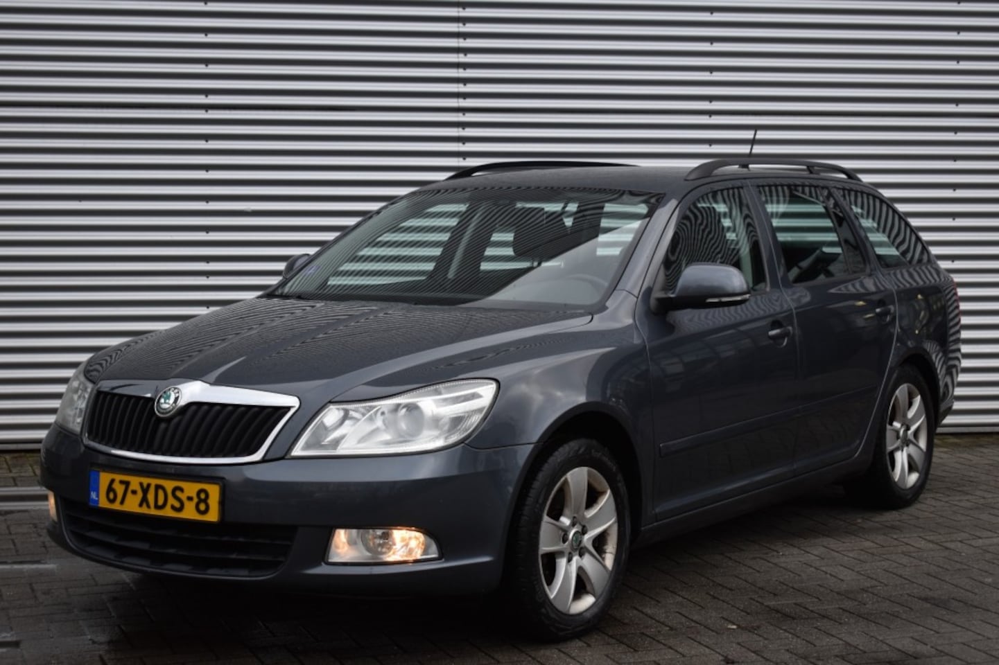 Skoda Octavia Combi - COMBI 1.2 TSI AMBITION BNS LINE / LOOPT ONREGELMATIG! - AutoWereld.nl