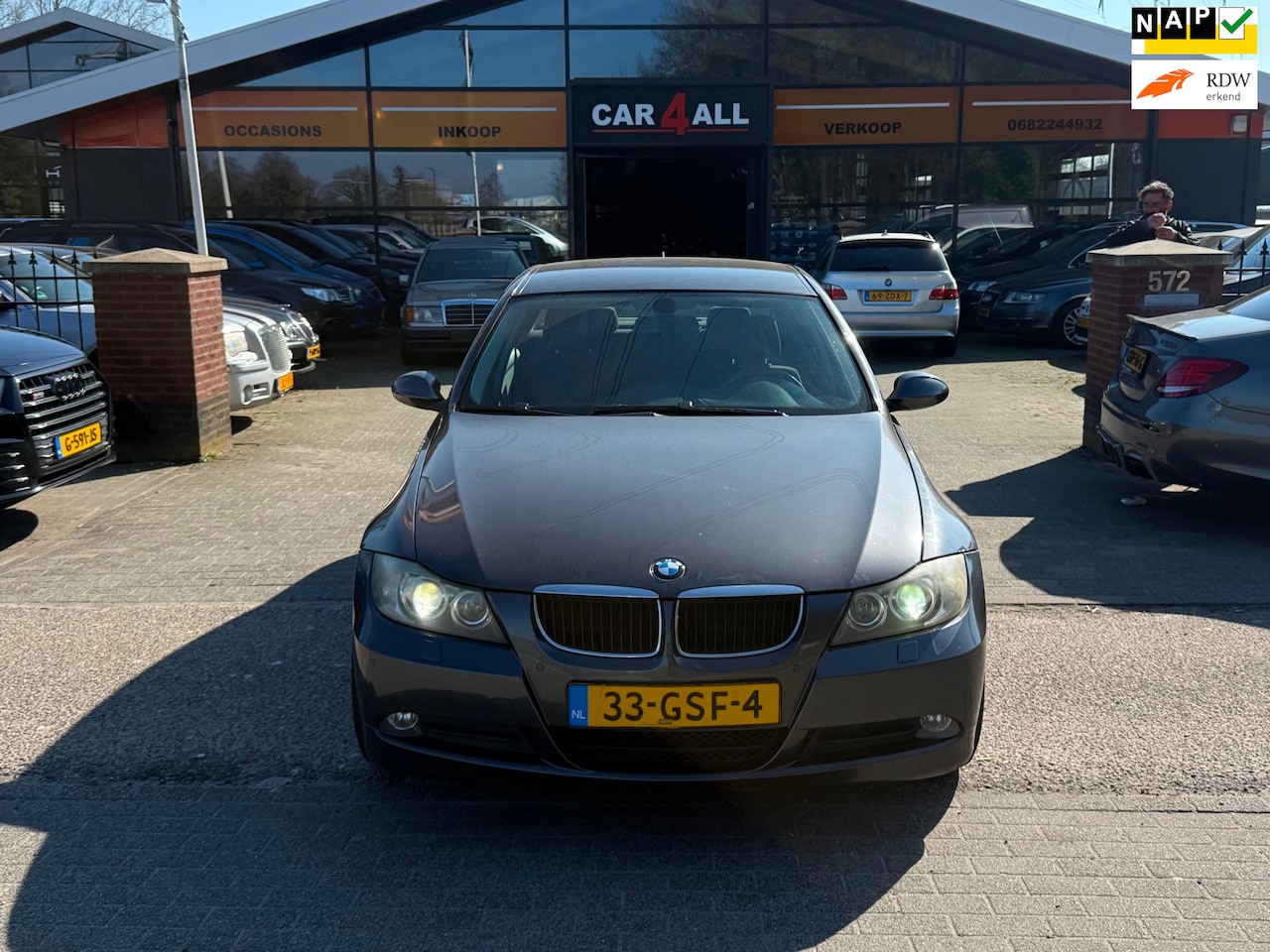 BMW 3-serie - 316i Business Line NAVI/PDC/CRUISE/AIRCO/LMVELGEN/APK 25-02-2027 - AutoWereld.nl
