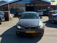 BMW 3-serie - 316i Business Line NAVI/PDC/CRUISE/AIRCO/LMVELGEN/APK 25-02-2027