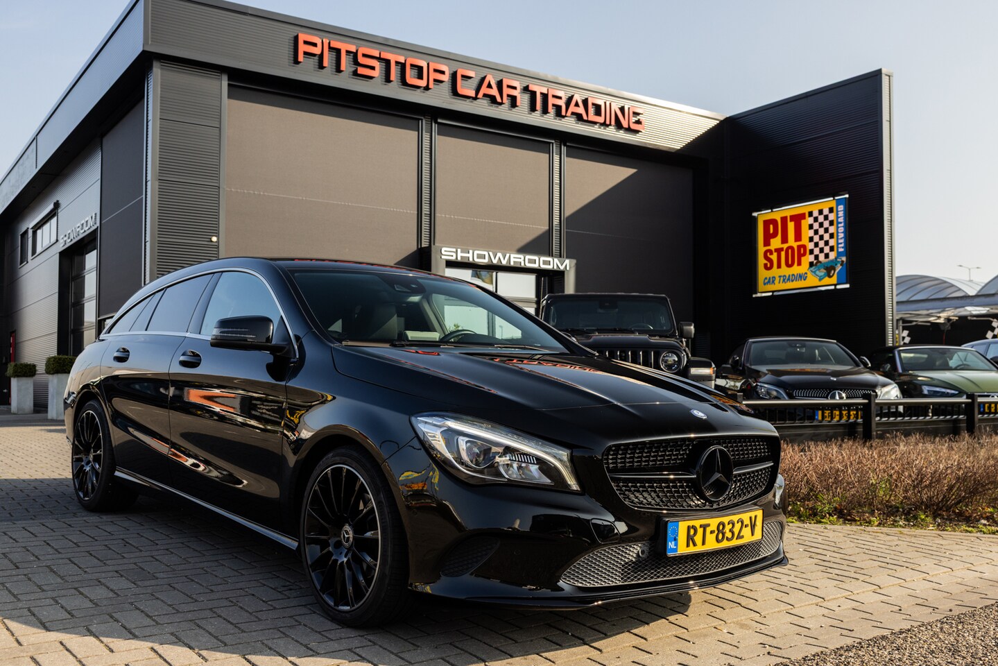 Mercedes-Benz CLA-klasse Shooting Brake - 200 200, 156 PK, Trekhaak, Black pack - AutoWereld.nl