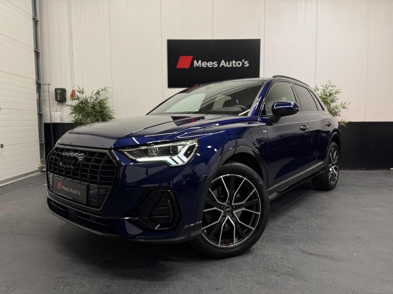 Audi Q3 - 45 TFSI e S edition|Matrix|Keyless|Ambiance|20"|Vol! - AutoWereld.nl
