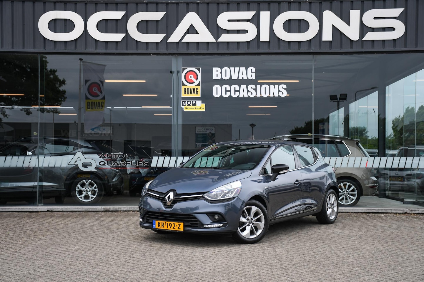 Renault Clio - 0.9 TCe Limited TREKHAAK/ NAVIGATIE/ HILL HOLD - AutoWereld.nl