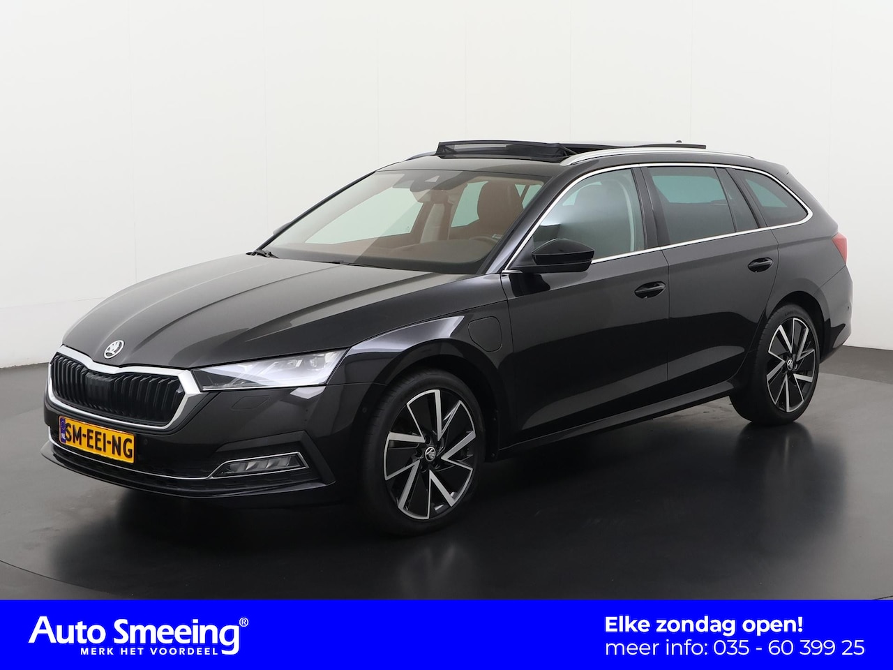 Skoda Octavia Combi - 1.4 TSI iV PHEV Style | Panoramadak | Head Up | Stuurverwarming | Zondag Open! - AutoWereld.nl