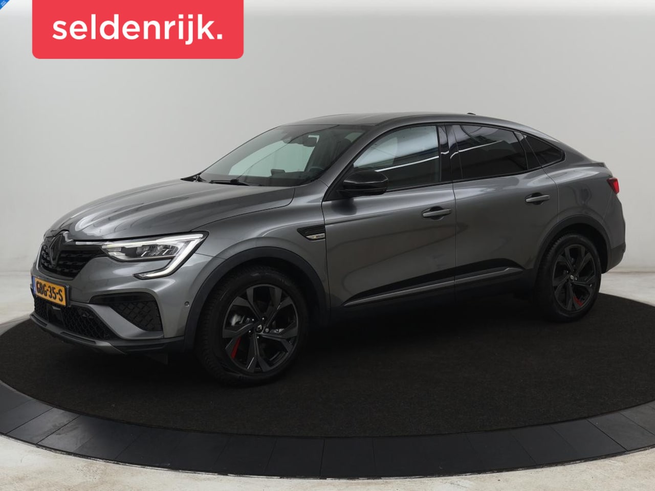 Renault Arkana - 1.6 E-Tech Hybrid 145 R.S. Line | Leder/Alcantara | Trekhaak | Stoelverwarming | Adaptive - AutoWereld.nl