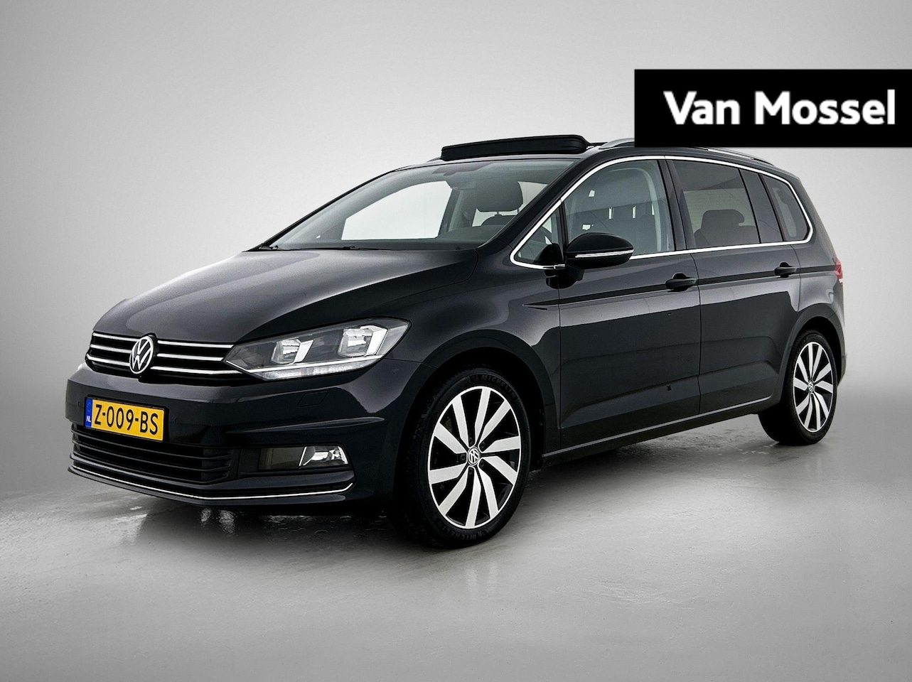 Volkswagen Touran - 1.5 TSI Comfortline Business | 150 PK | | Automaat | 7-Zits | Automatisch Achterklep |  Pa - AutoWereld.nl