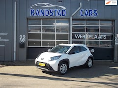 Toyota Aygo X - 1.0 VVT-i MT Play Carplay Airco Elek Pakket 5Deurs 2024bj GARATIE