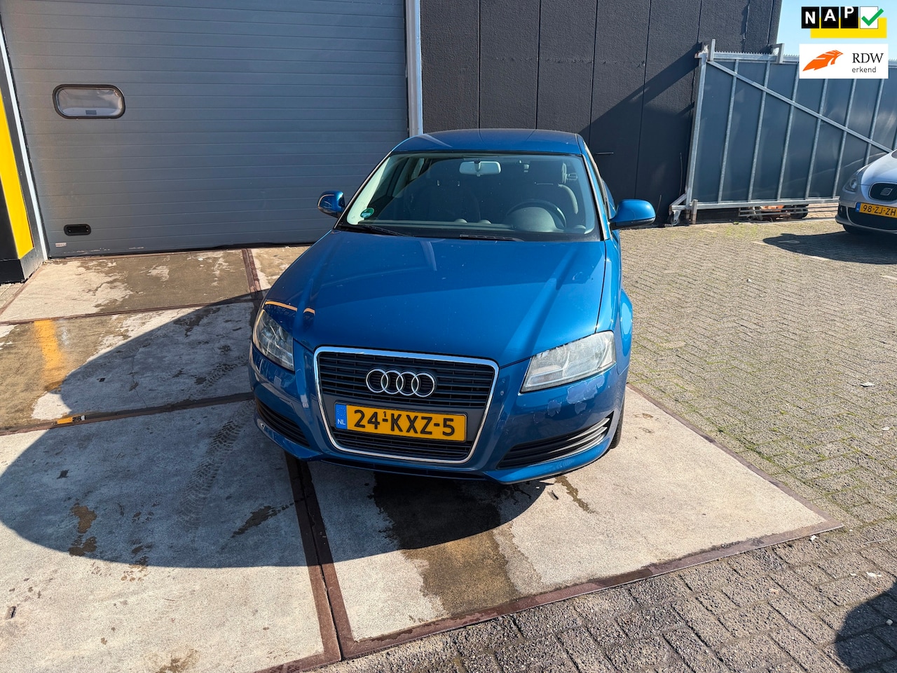 Audi A3 Sportback - 1.8 TFSI Attraction Pro Line 1.8 TFSI Attraction Pro Line - AutoWereld.nl