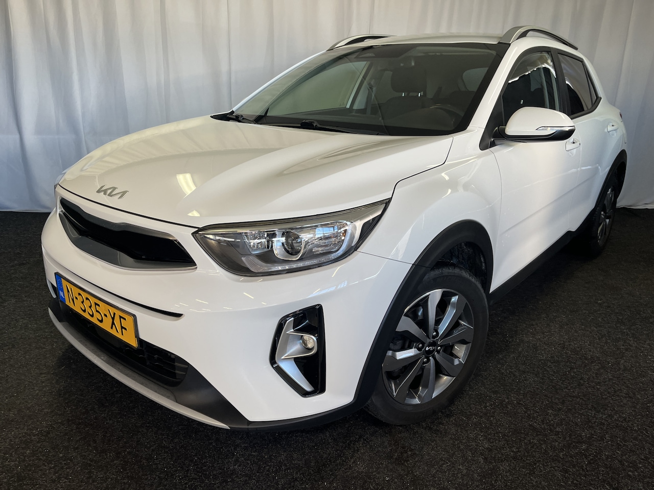 Kia Stonic - 1.0 T-GDi MHEV DynamicPlusLine 1E EIGN/ECC/CAMERA/APPLE/CRUISE - AutoWereld.nl