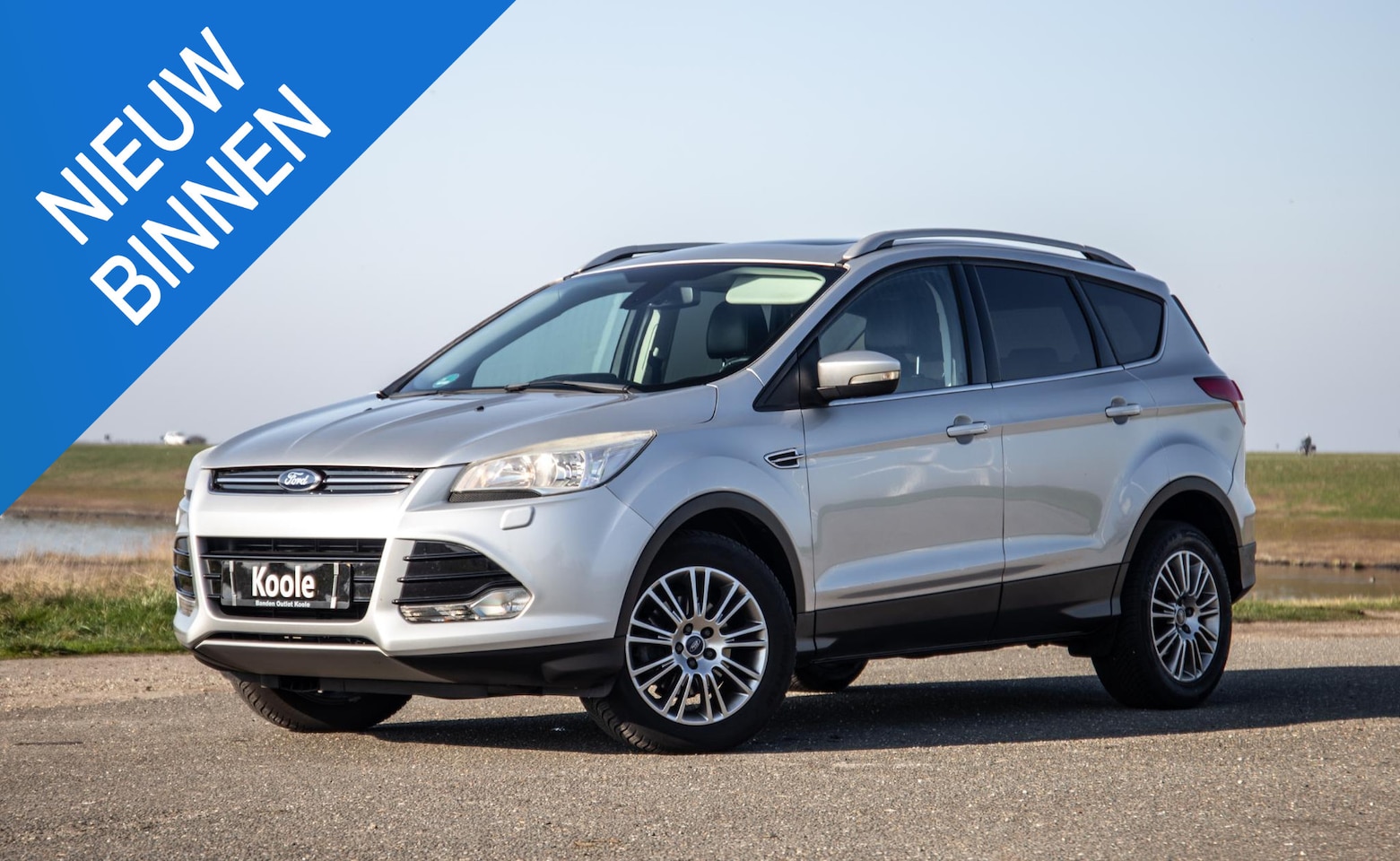 Ford Kuga - 1.6 Titanium PANORAMA DAK / STOELVERWARMING / TREKHAAK / CRUISE CONTROLE - AutoWereld.nl