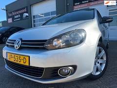 Volkswagen Golf - 1.2 TSI Highline BlueMotion 5 drs met cruise controle en bluetooth telefoon en airco