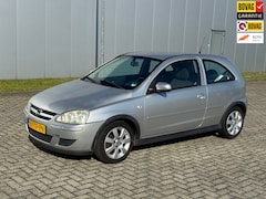 Opel Corsa - 1.2-16V Silverline , Airco