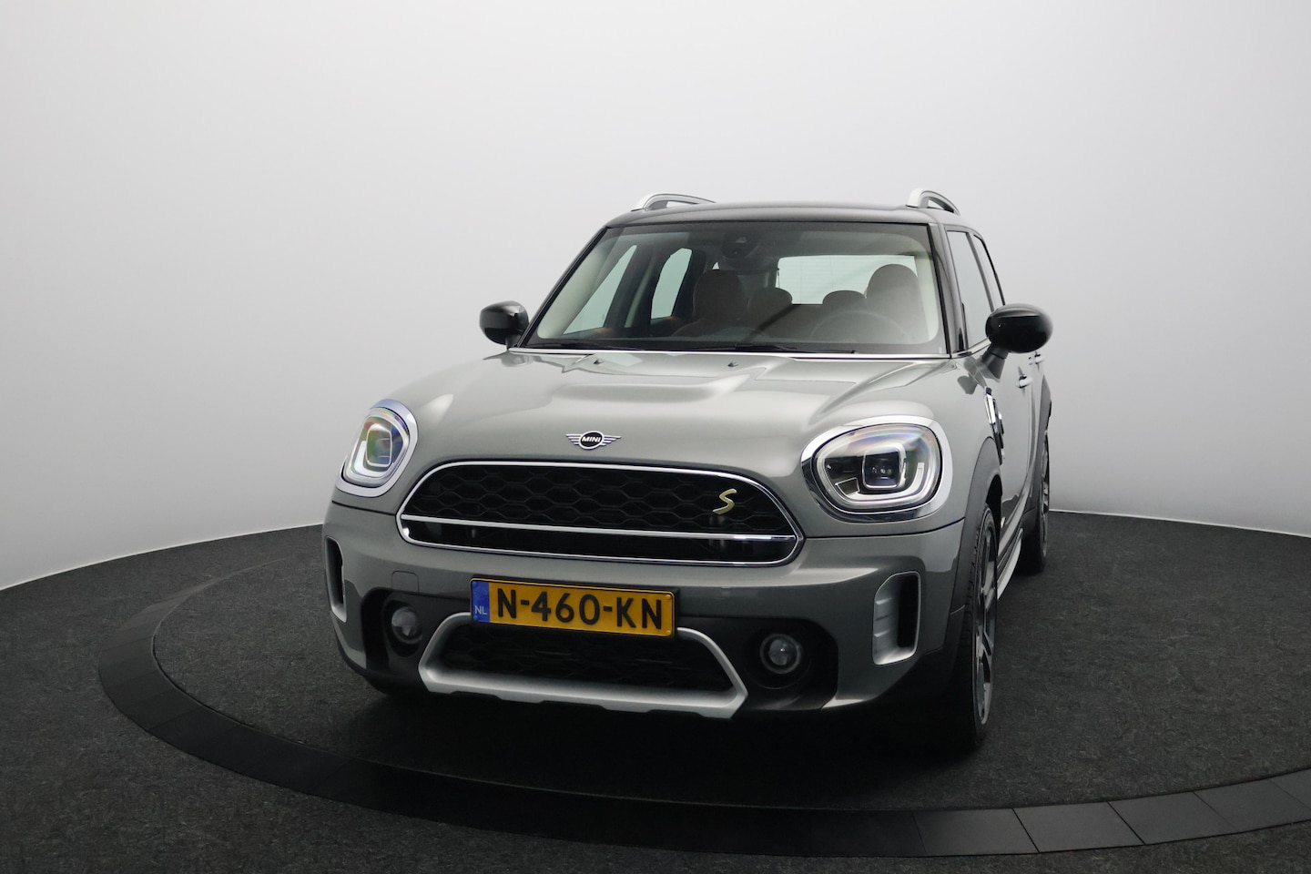 MINI Countryman - Mini 1.5 Cooper S E ALL4 Plug in Hybrid 221PK | 24000KM | Lederen Sportstoelen | Led - AutoWereld.nl