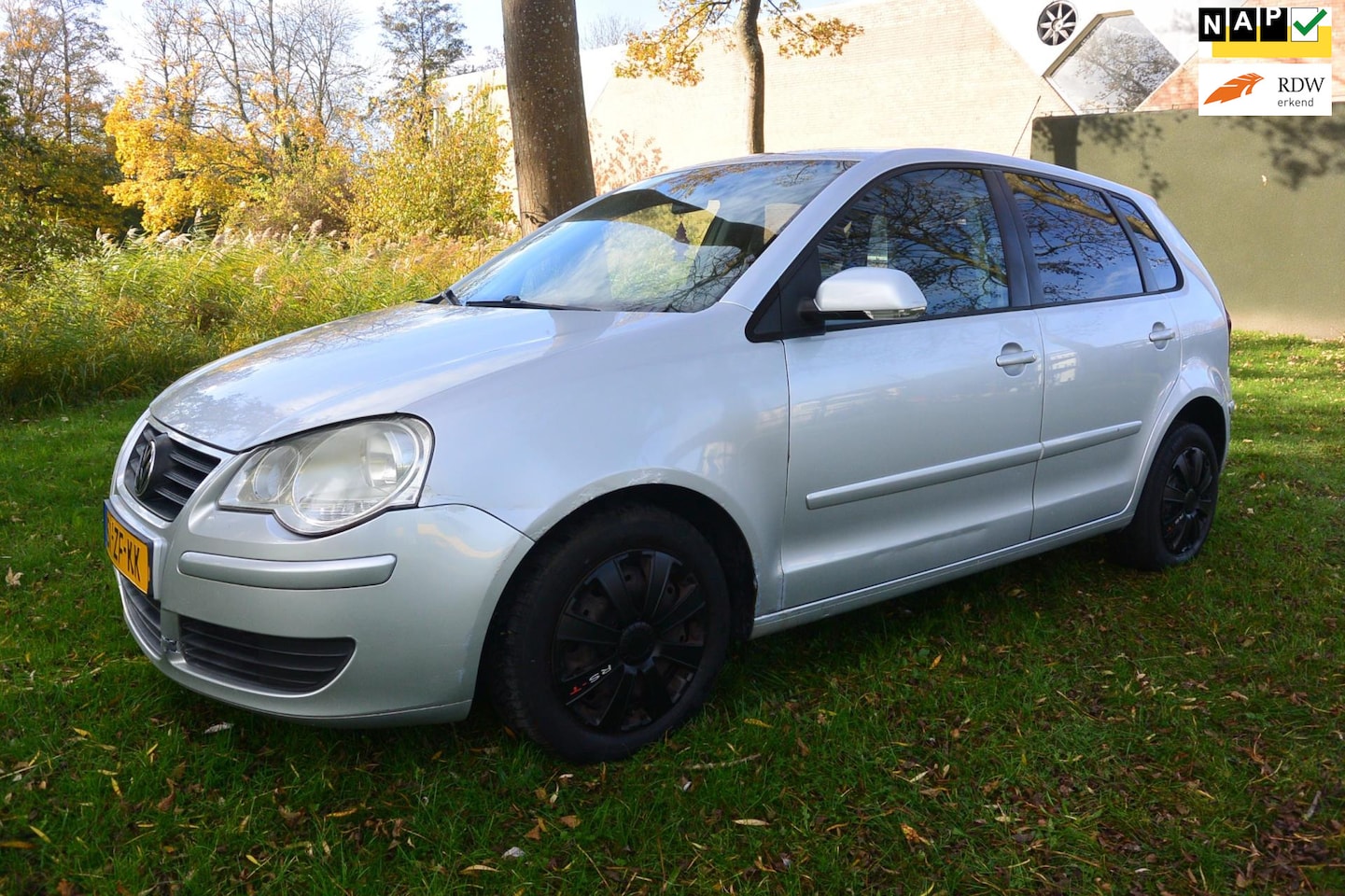 Volkswagen Polo - 1.4-16V Optive*airco*navigatie*apk 31-10-2026 - AutoWereld.nl