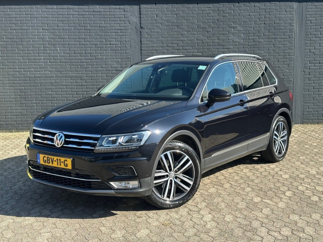 Volkswagen Tiguan - 1.4 TSI Comfortline 1.4 TSI Comfortline, LED, Carplay, 19 Inch, Stoelverw. Adaptive - AutoWereld.nl