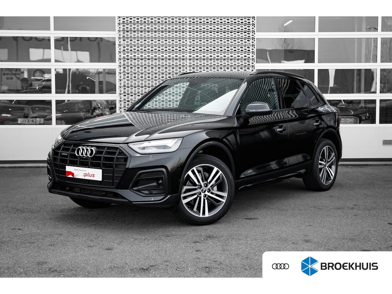Audi Q5 - 50 TFSI e S edition Competition 360 Graden Camera | Voorstoelen verwarmd | Elektrisch vers - AutoWereld.nl
