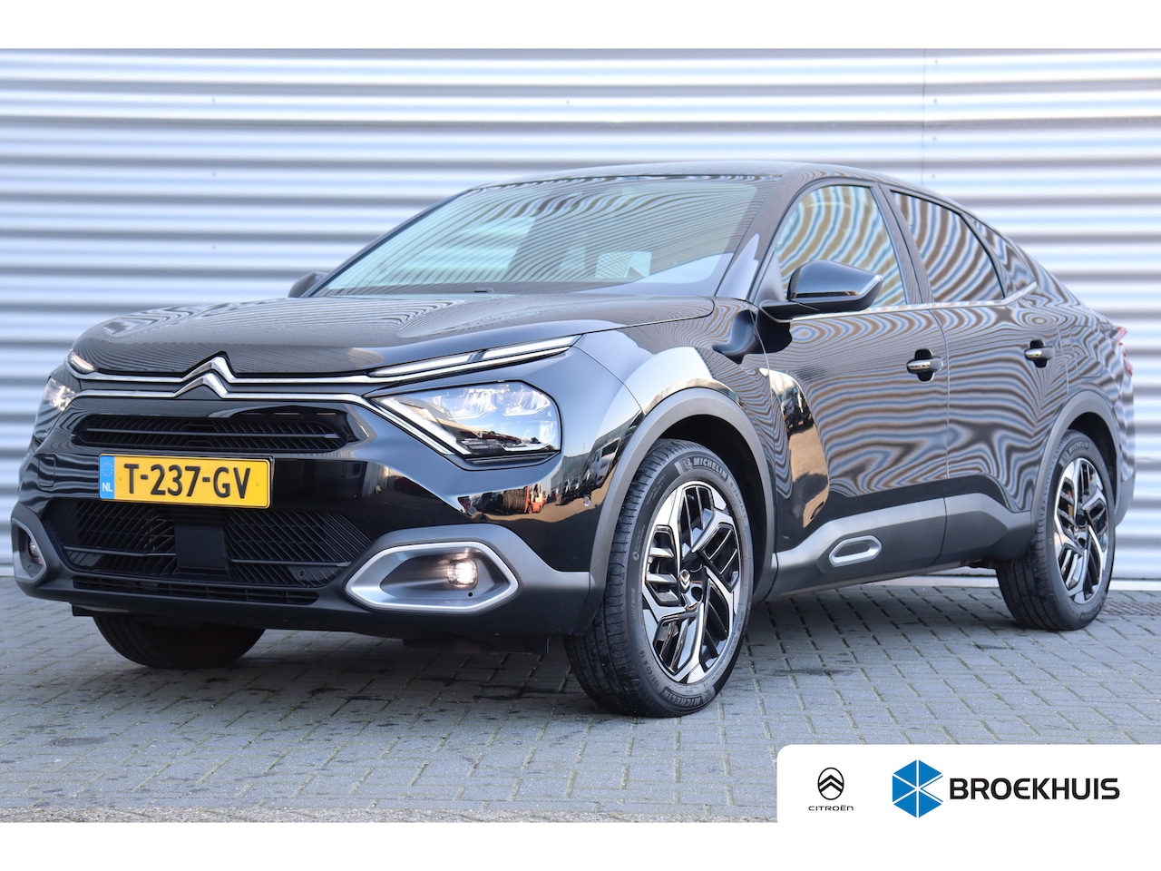 Citroën C4 X - 1.2 PURETECH 130PK SHINE AUTOMAAT / NAVI / LEDER / CLIMA / LED / PDC / 18" LMV / CAMERA / - AutoWereld.nl