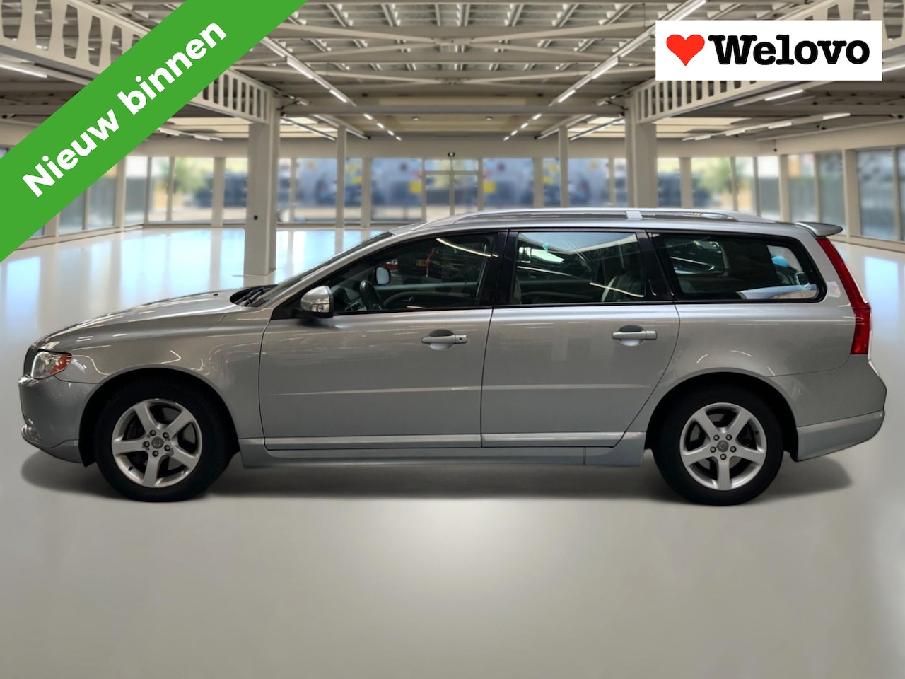 Volvo V70 - 2.0T R-Edition Rijklaar+Garantie, Trekhaak, Leder interieur, top onderhoud... - AutoWereld.nl
