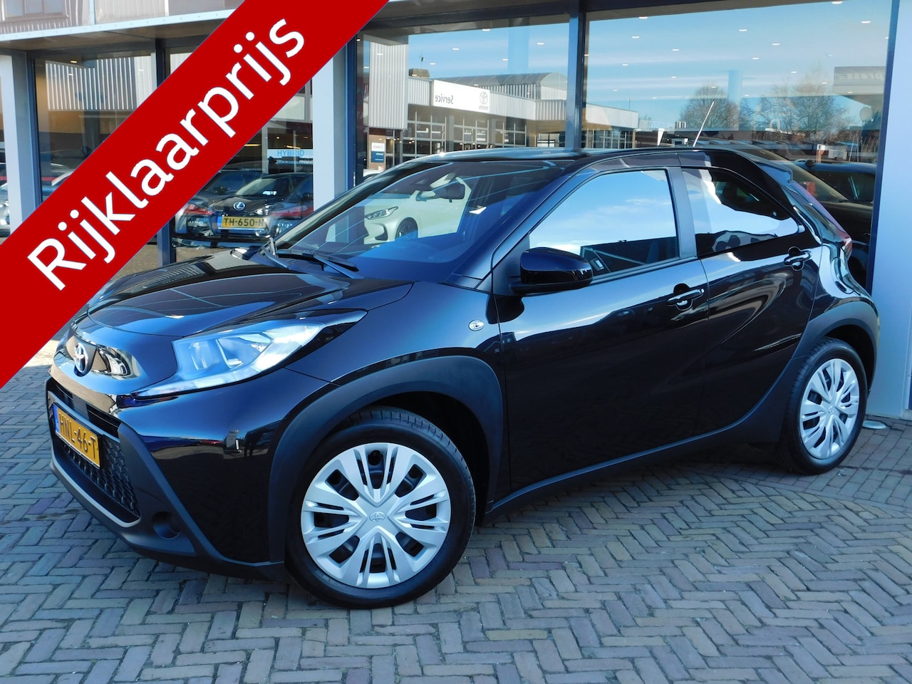 Toyota Aygo X - 1.0 VVT-i MT play 1.0 VVT-i MT Play - AutoWereld.nl