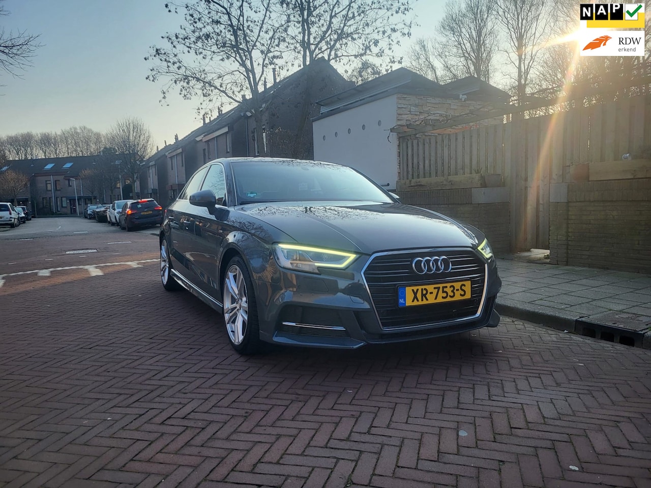 Audi A3 Limousine - AUTOMAAT / Tweede eigenaar / Veel opties / Leuke auto - AutoWereld.nl
