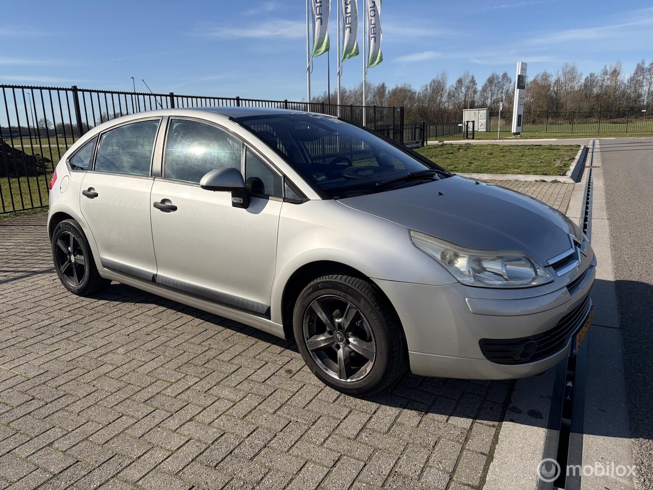 Citroën C4 - 1.6-16V Ligne Prestige 1.6-16V Ligne Prestige - AutoWereld.nl