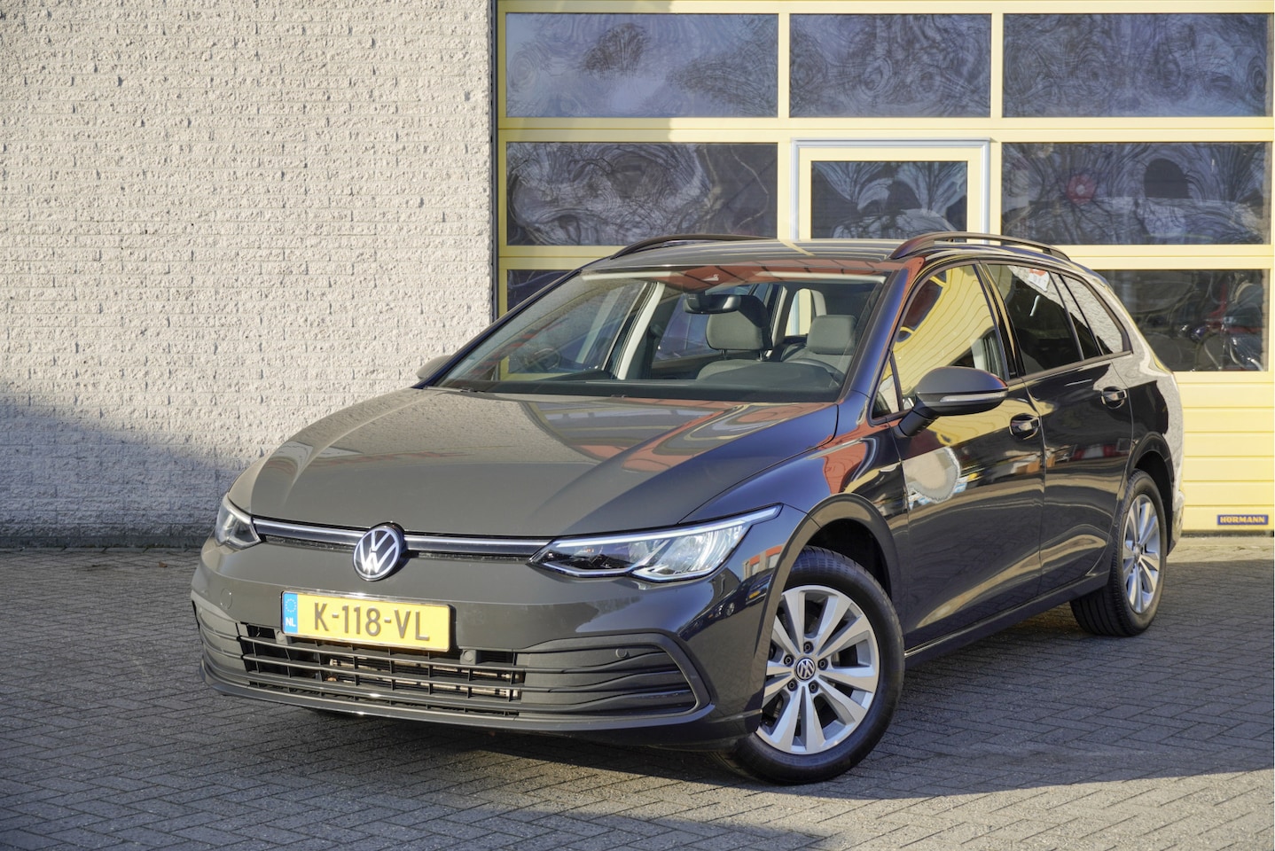 Volkswagen Golf Variant - 1.0 TSI Life BJ2021 Lmv 16" | Led | App-Connect | Climate control | Cruise control | Getin - AutoWereld.nl