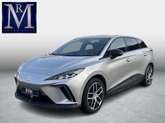 MG MG4 Electric - Luxury 64 kWh SOH 97% |LONG RANGE | 12.000KM | 7 JAAR GARANTIE BIJ MG| SUPER COMPLETE AUTO