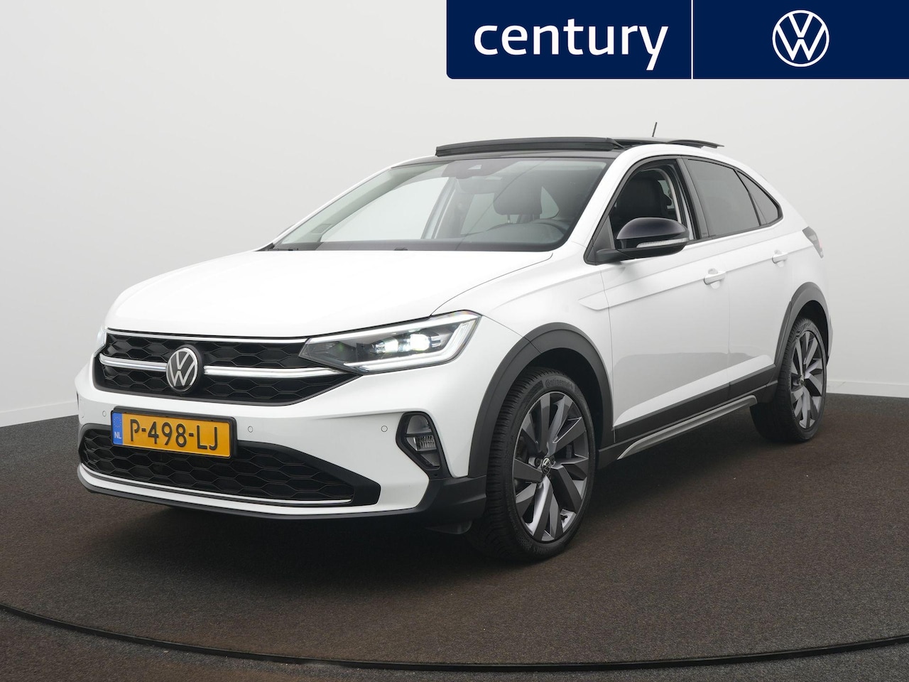 Volkswagen Taigo - 1.0 TSI Style Automaat / Camera / Panodak / Navi - AutoWereld.nl