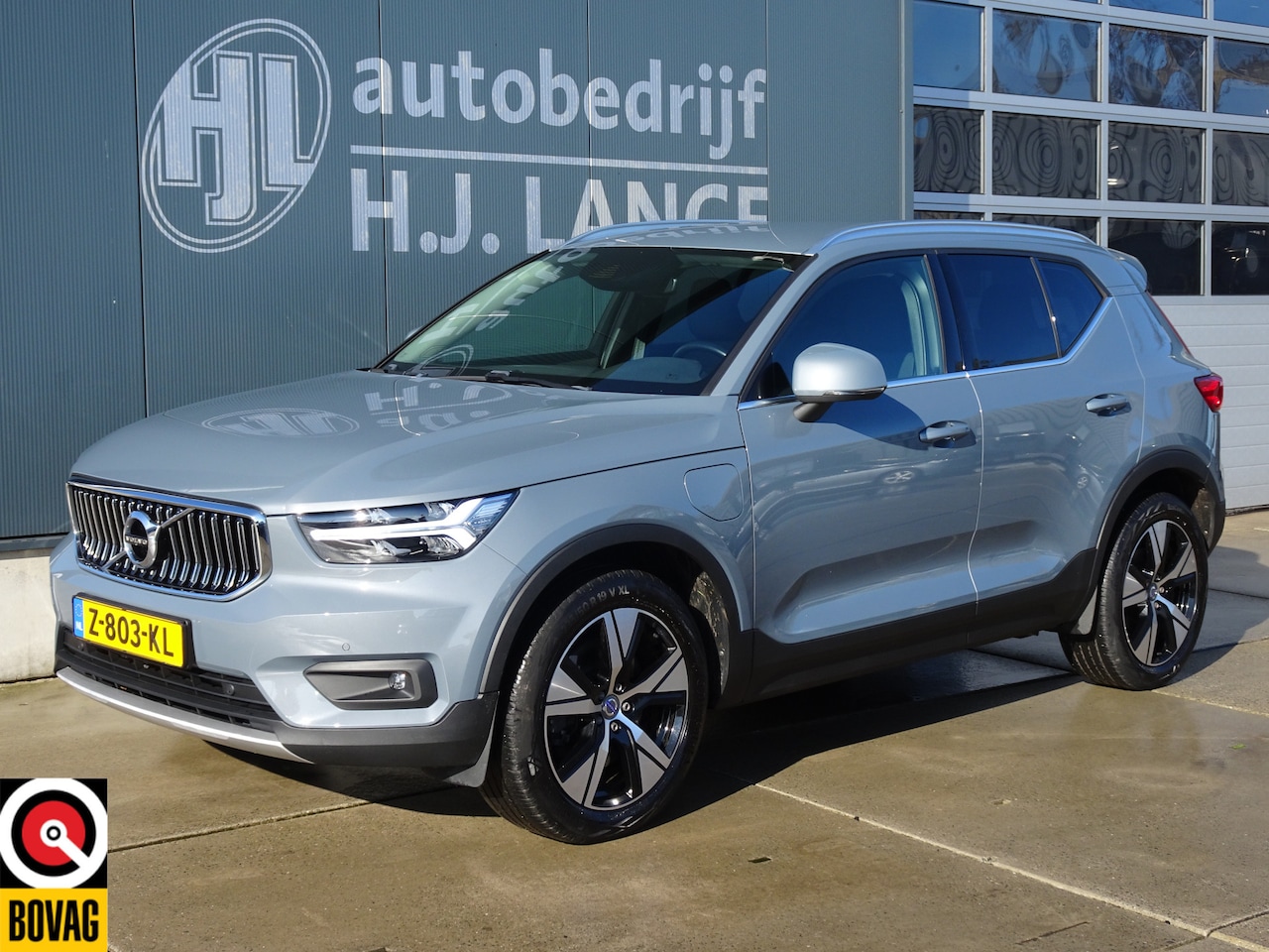 Volvo XC40 - 1.5 T4 Recharge Momentum pro - AutoWereld.nl