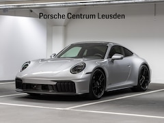 Porsche 911 - Carrera GTS
