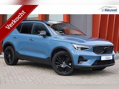 Volvo XC40 - T5 Recharge Plus Dark | Stoelverwarming | Trekhaak | Parkeercamera | H/K | Glossy Black |