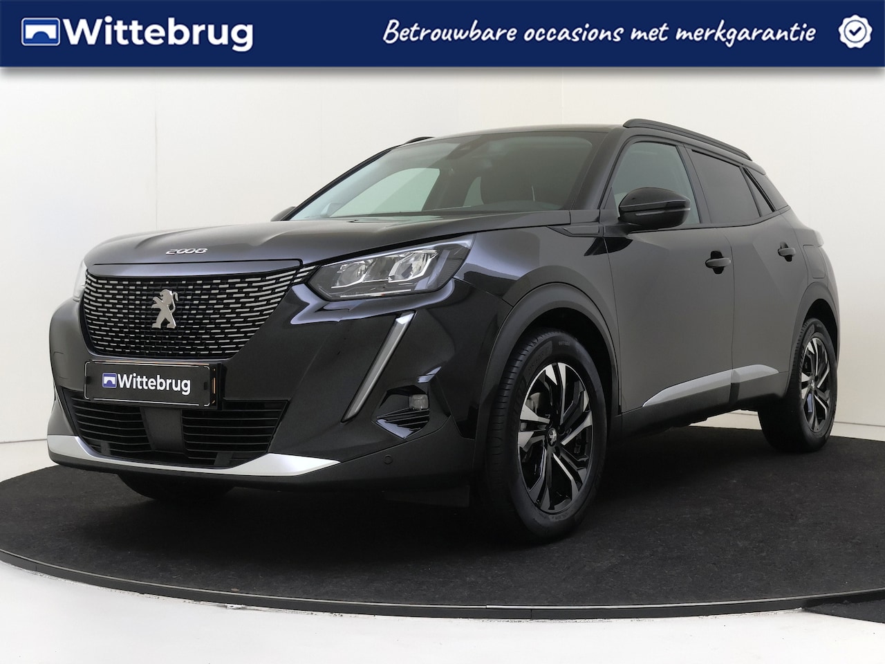 Peugeot 2008 - 1.2 PureTech Allure Pack | Stoelverwarming | Camera | Carplay | Navigatie | - AutoWereld.nl