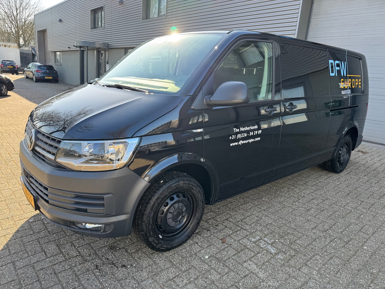 Volkswagen Transporter - 2.0 TDI L2H3 Highline 2.0 TDI L2H3 Highline - AutoWereld.nl