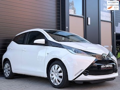Toyota Aygo - 1.0 VVT-i x Automaat | 99.532 km | Airco | Achteruitrijcamera | Zuinig en ideale stadsauto