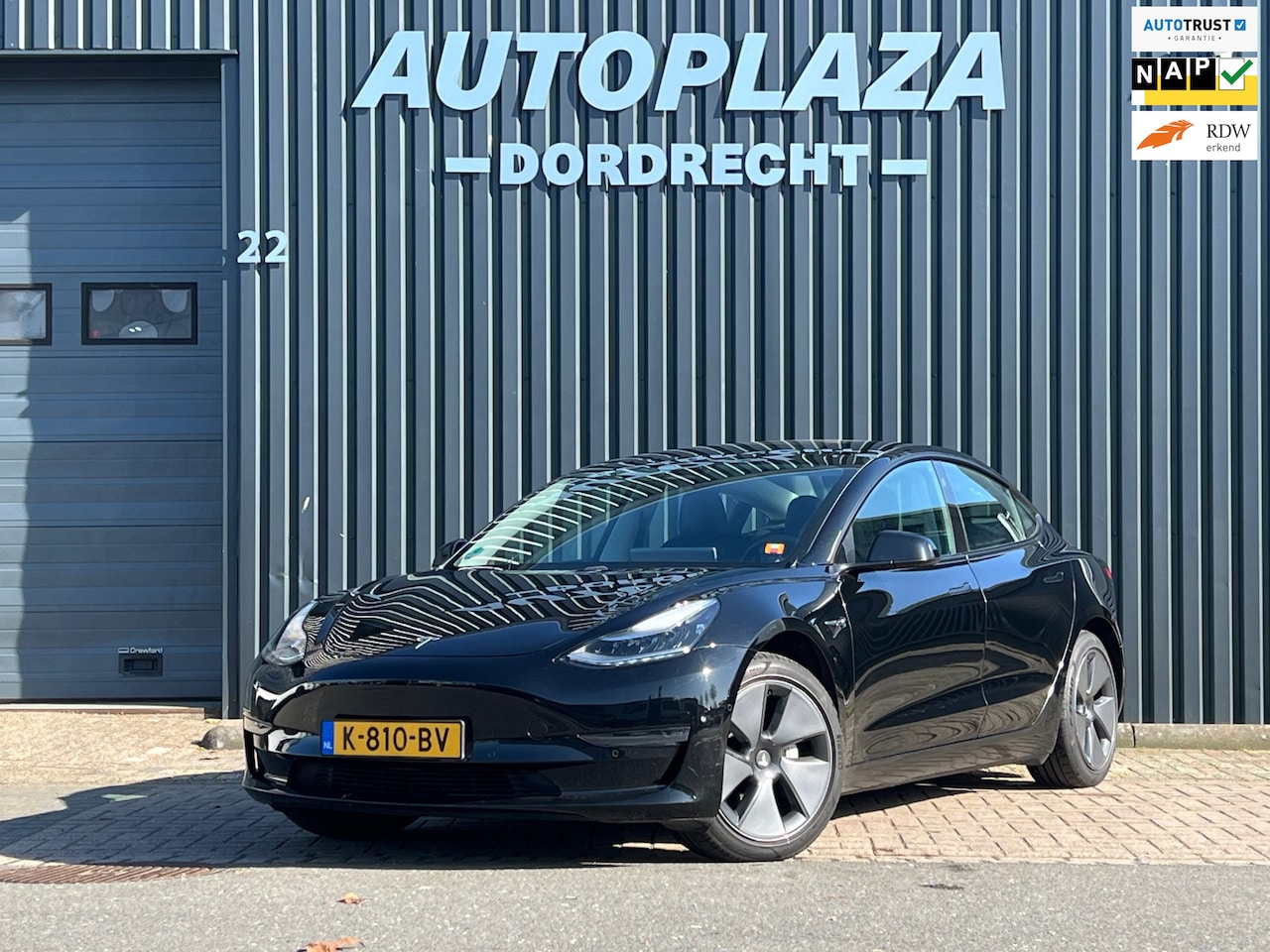 Tesla Model 3 - Long Range RWD Long Range AWD 75 kWh FACELIFT | WARMTEPOMP - AutoWereld.nl