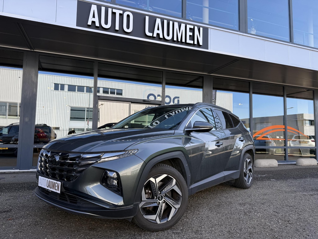 Hyundai Tucson - 1.6 T-GDI HEV Comfort Automaat Leder 19 Inch Krell Elek. Stoel Navi Camera LED Carplay Sto - AutoWereld.nl
