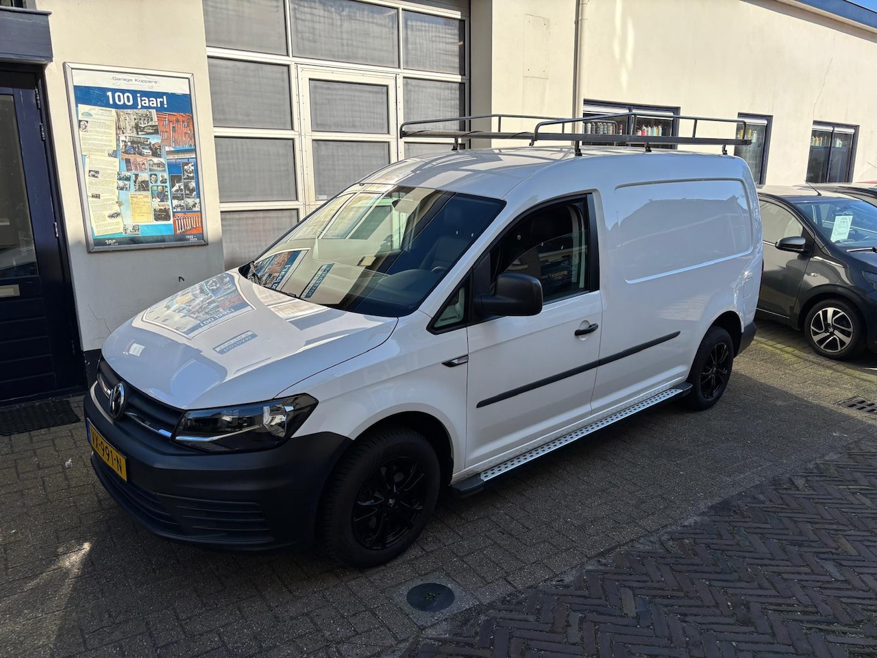 Volkswagen Caddy Maxi - 1.6 D 55KW TDI L2H1 MAXI TRENDLINE - AutoWereld.nl