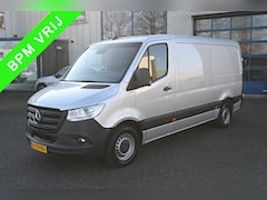 Mercedes-Benz Sprinter - 315 CDI L2H1 RWD 3500 kg trekhaak, Geveerde stoel, MBUX 10.25, Werkplaats inrichting