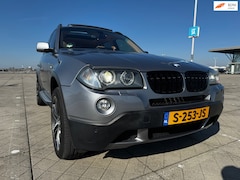 BMW X3 - 2.5si XDRIVE AUT CARPLAY CRUISE CLIMA LEER TREKHAAK