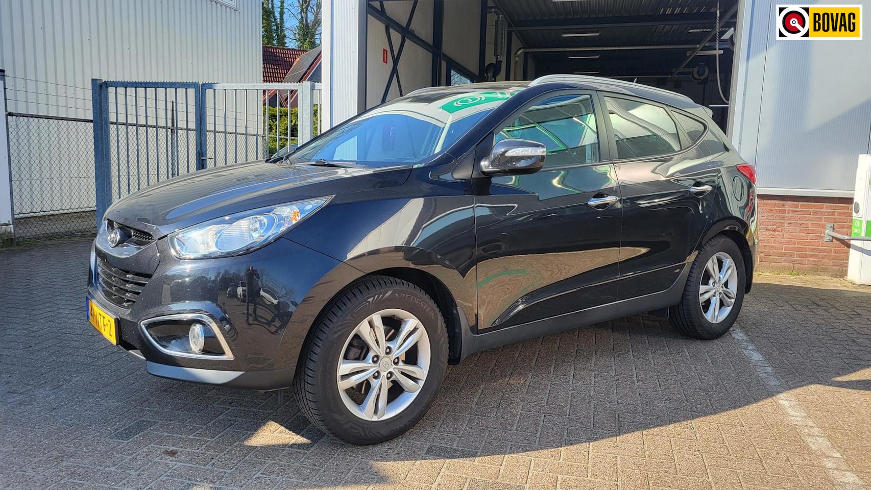 Hyundai ix35 - 2.0i Style panorama dak-Trekhaak - AutoWereld.nl